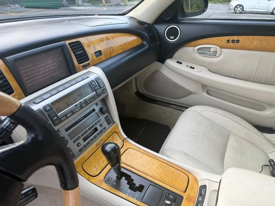 2002 Lexus SC430 - Image 13 of 20