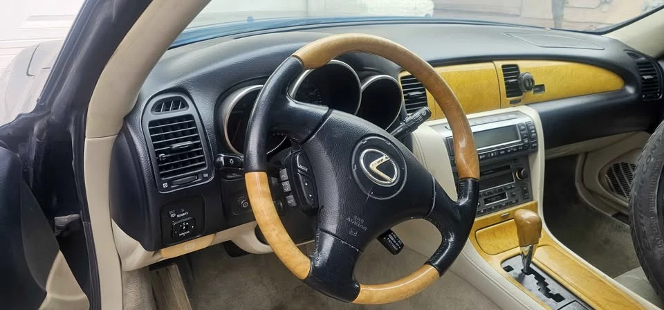 2002 Lexus SC430 - Image 8 of 9