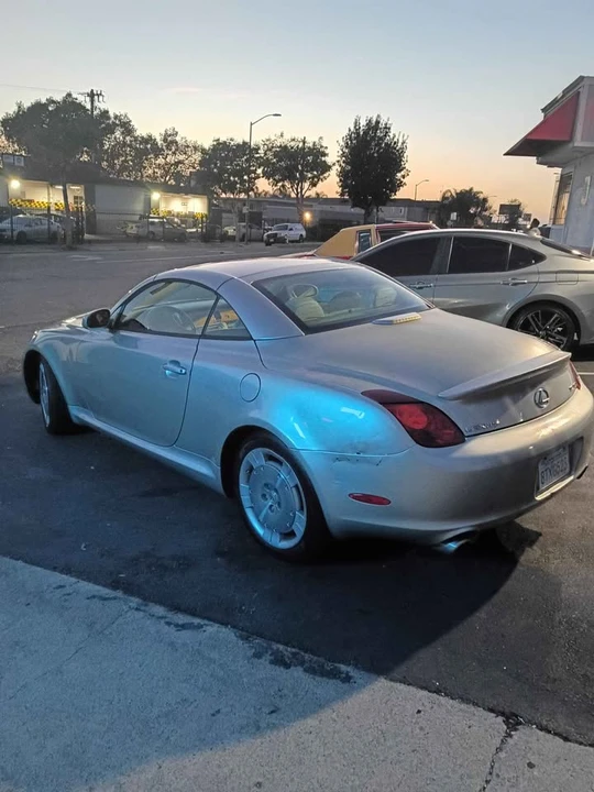2002 Lexus SC430 - Image 9 of 10