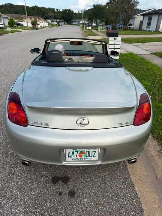2002 Lexus SC430 - Image 10 of 11