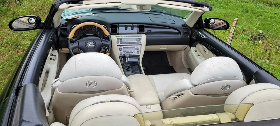 2002 Lexus SC430 - Image 5 of 12