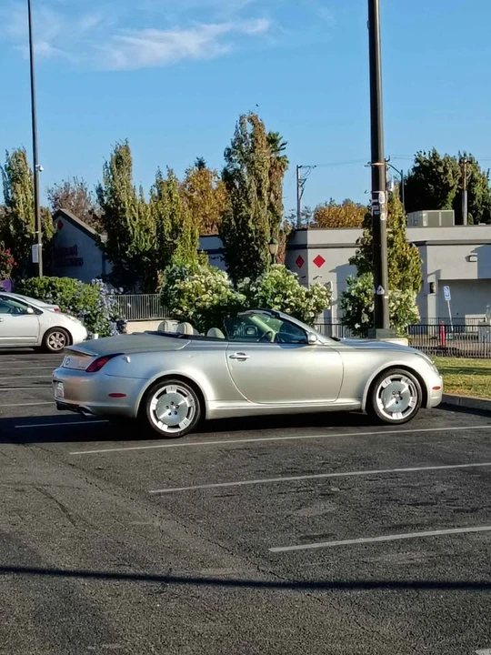2002 Lexus SC430 - Image 7 of 10