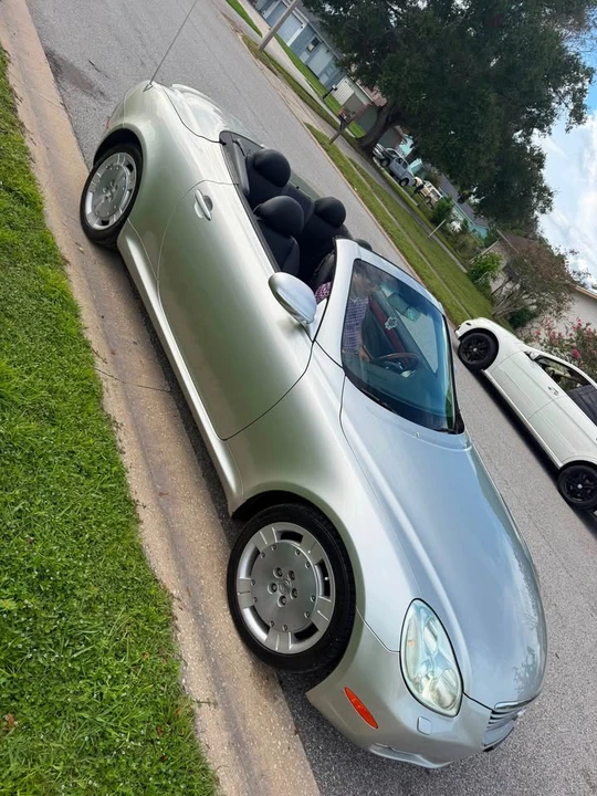 2002 Lexus SC430 - Image 10 of 11