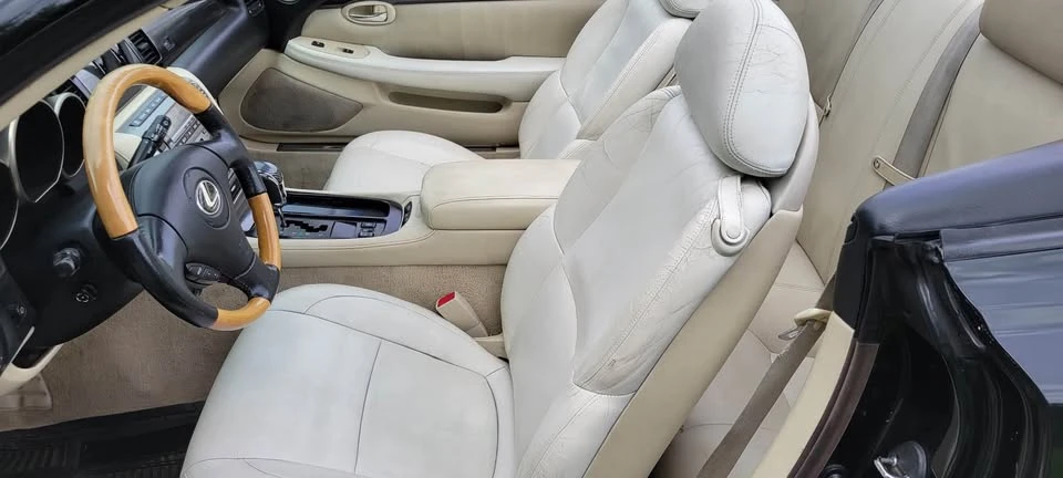 2002 Lexus SC430 - Image 4 of 12