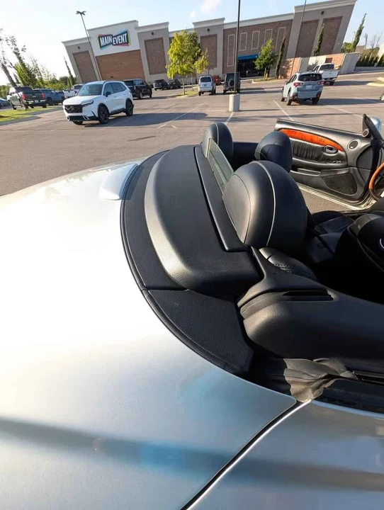 2002 Lexus SC430 - Image 9 of 20