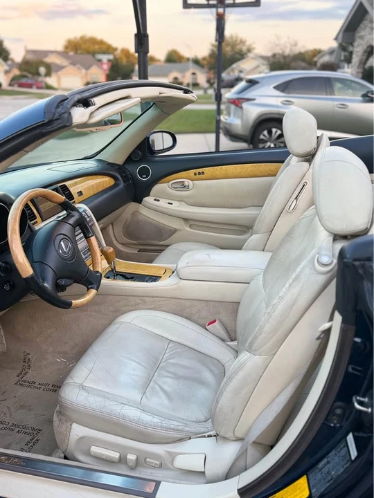 2002 Lexus SC430 - Image 15 of 20