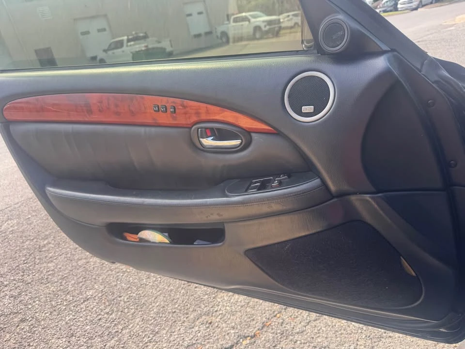 2002 Lexus SC430 - Image 13 of 14