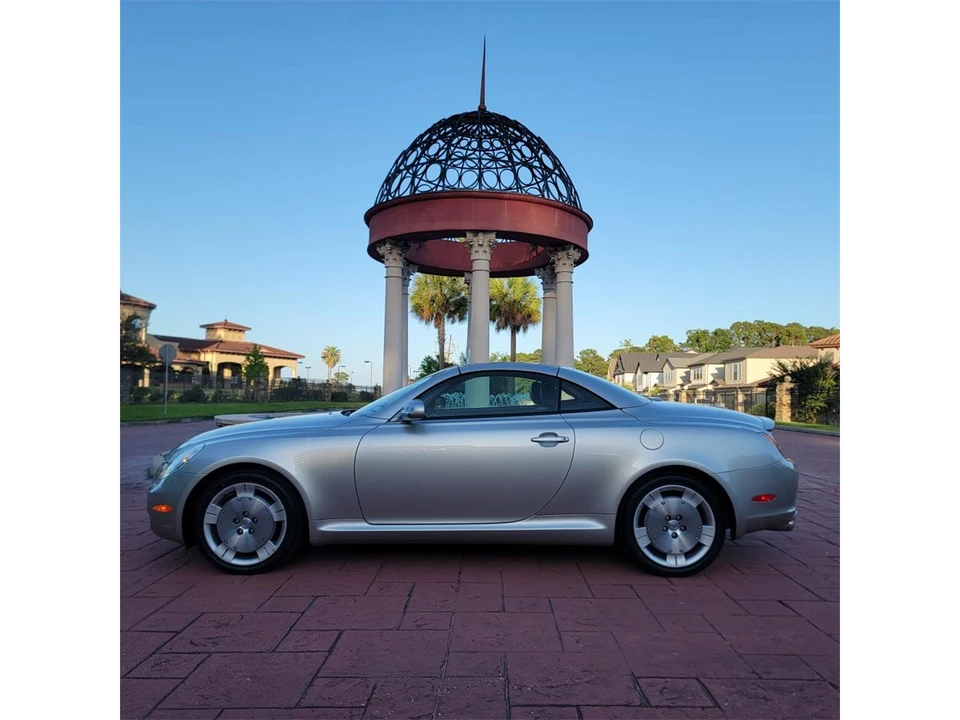 2002 Lexus SC430 - Image 3 of 31