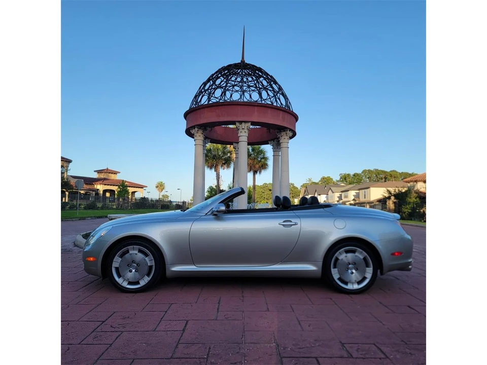 2002 Lexus SC430 - Image 2 of 31