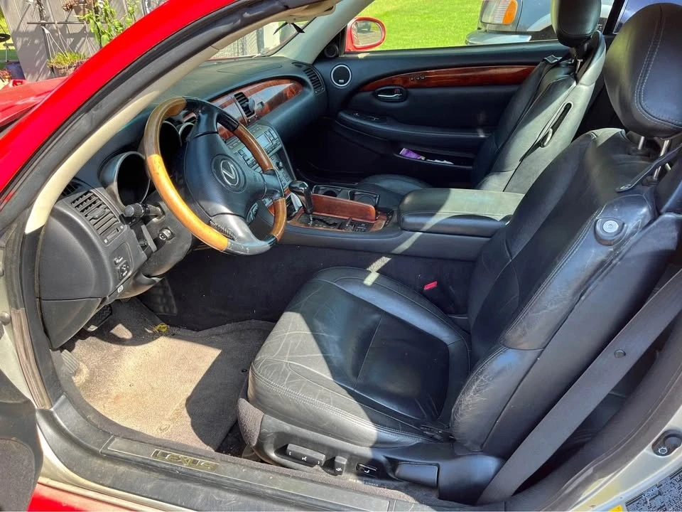 2002 Lexus SC430 - Image 5 of 6