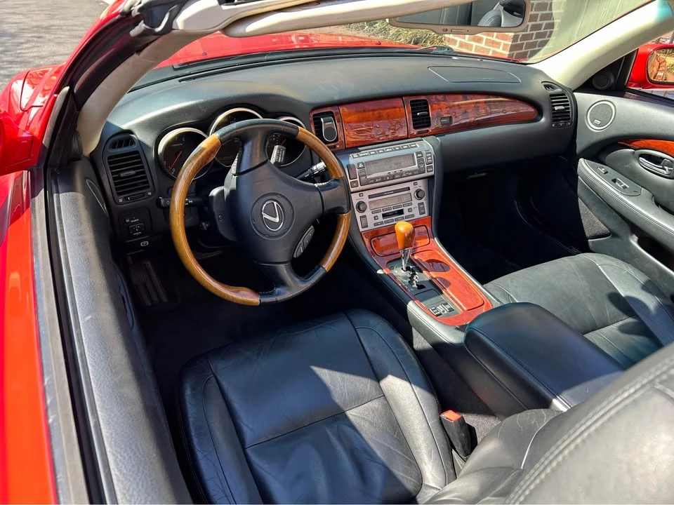 2002 Lexus SC430 - Image 7 of 8