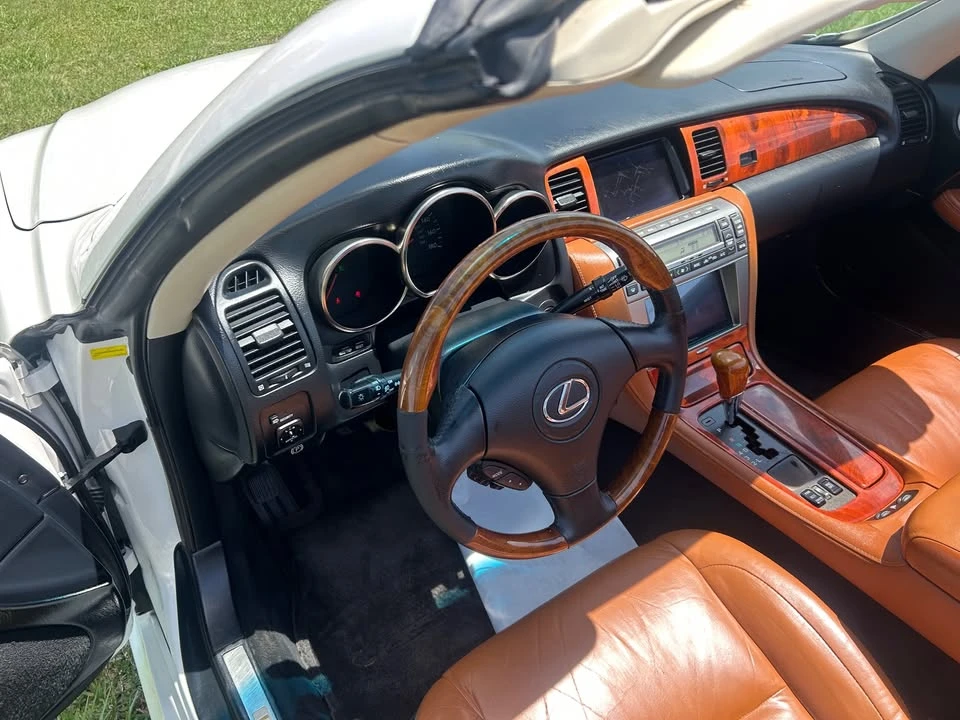 2002 Lexus SC430 - Image 12 of 20
