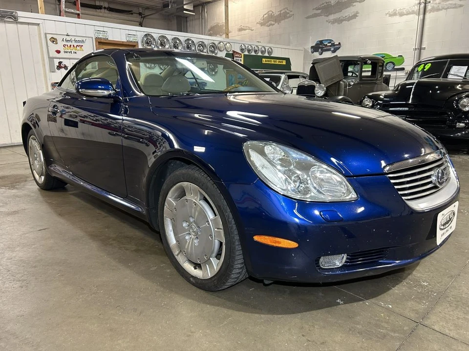 2002 Lexus SC430 - Image 3 of 12