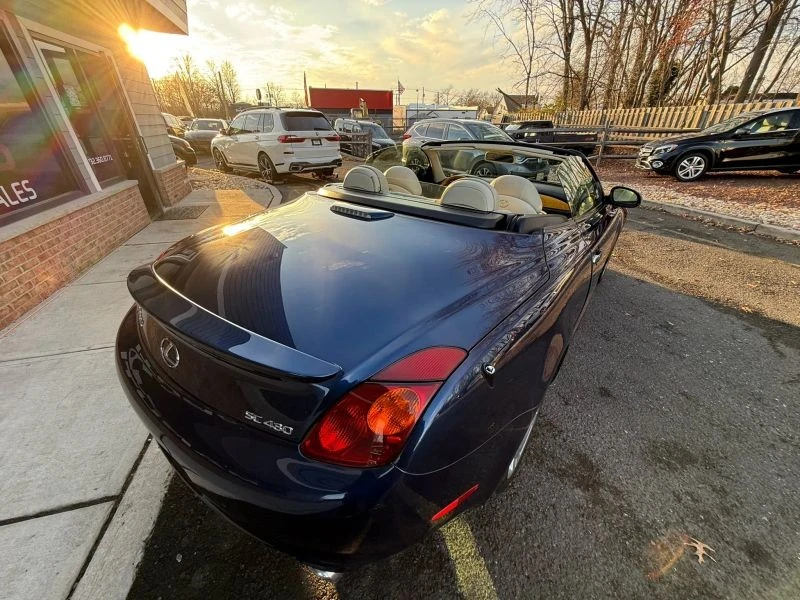 2002 Lexus SC430 - Image 11 of 12