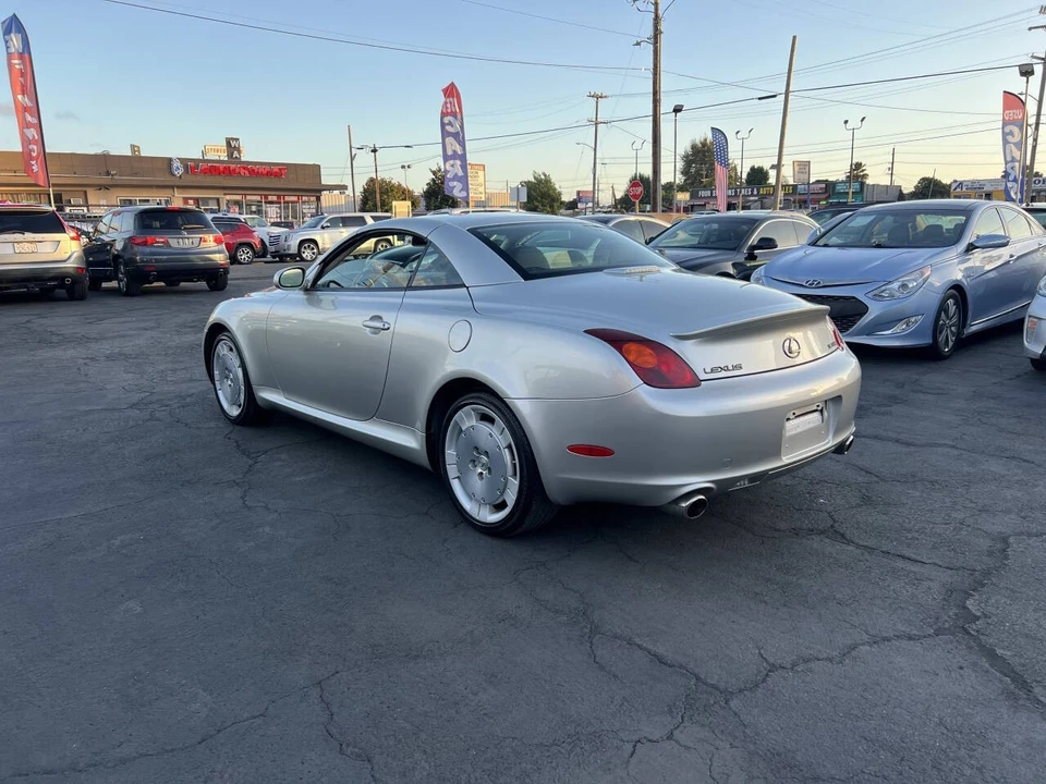 2002 Lexus SC430 - Image 4 of 17