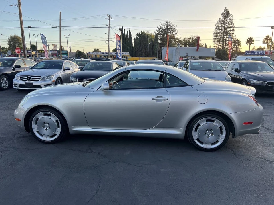 2002 Lexus SC430 - Image 3 of 17