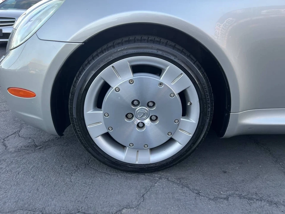 2002 Lexus SC430 - Image 16 of 17