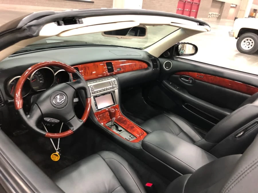 2002 Lexus SC430 - Image 3 of 6