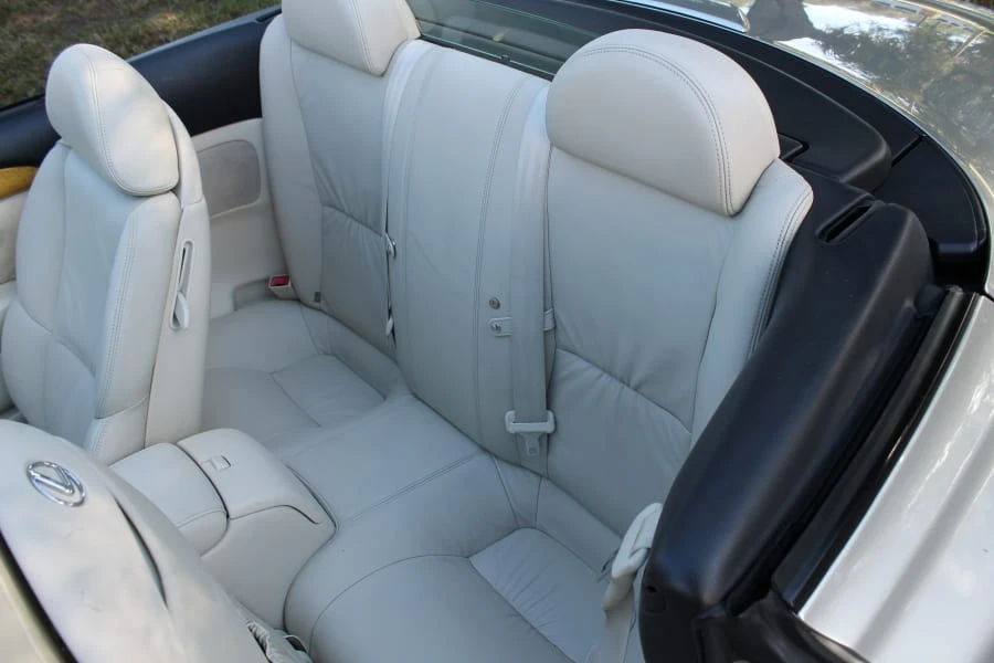2002 Lexus SC430 - Image 5 of 12