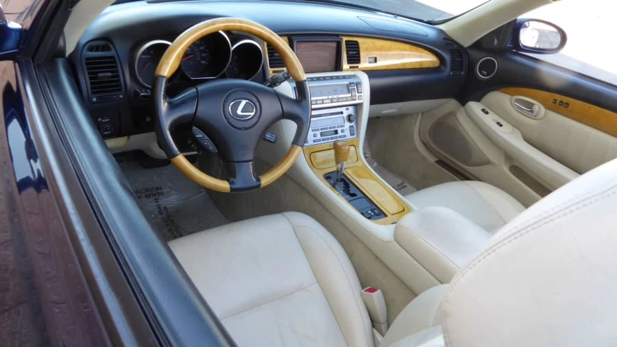 2002 Lexus SC430 - Image 5 of 6