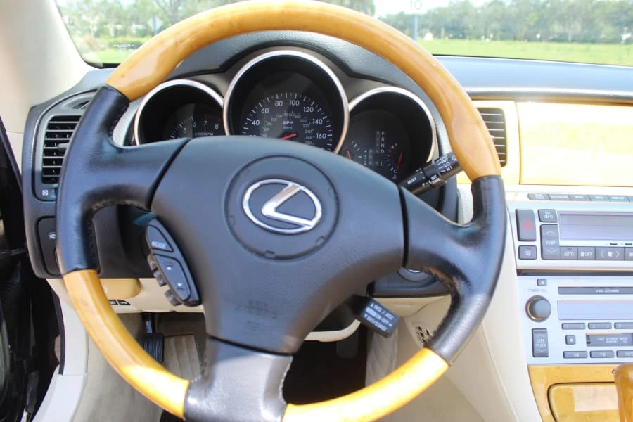 2002 Lexus SC430 - Image 21 of 29