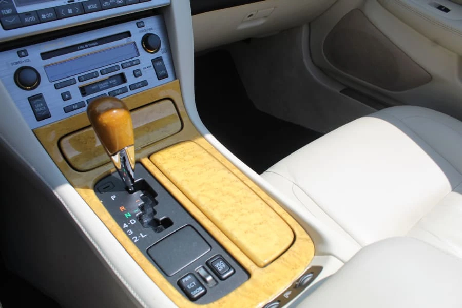 2002 Lexus SC430 - Image 23 of 29