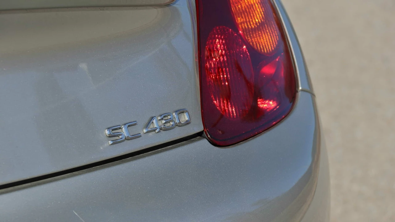 2002 Lexus SC430 - Image 11 of 26