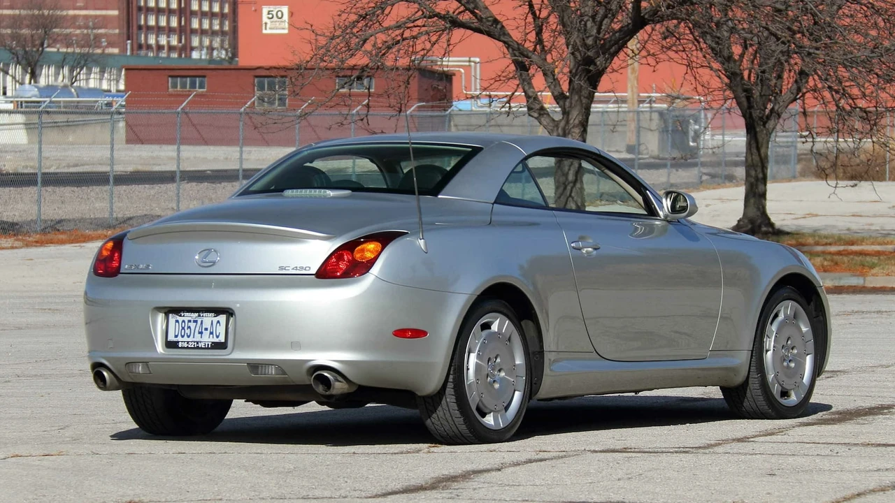 2002 Lexus SC430 - Image 3 of 26