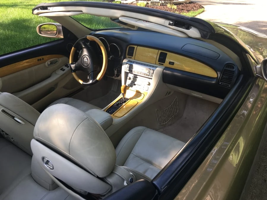2002 Lexus SC430 - Image 3 of 7