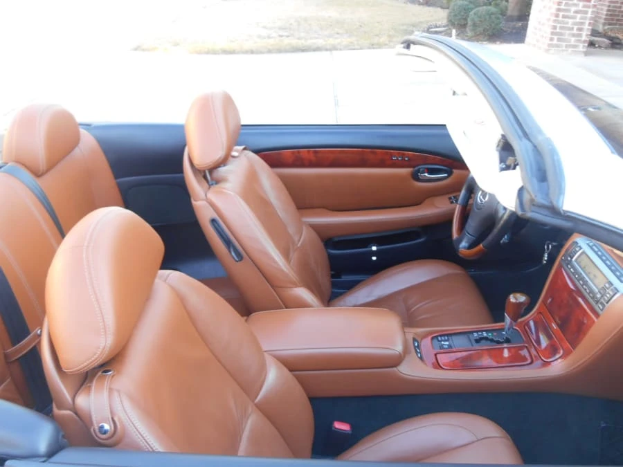 2002 Lexus SC430 - Image 5 of 8