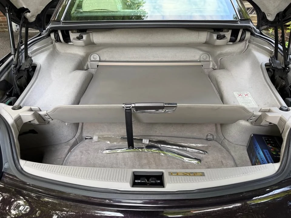 2002 Lexus SC430 - Image 4 of 10