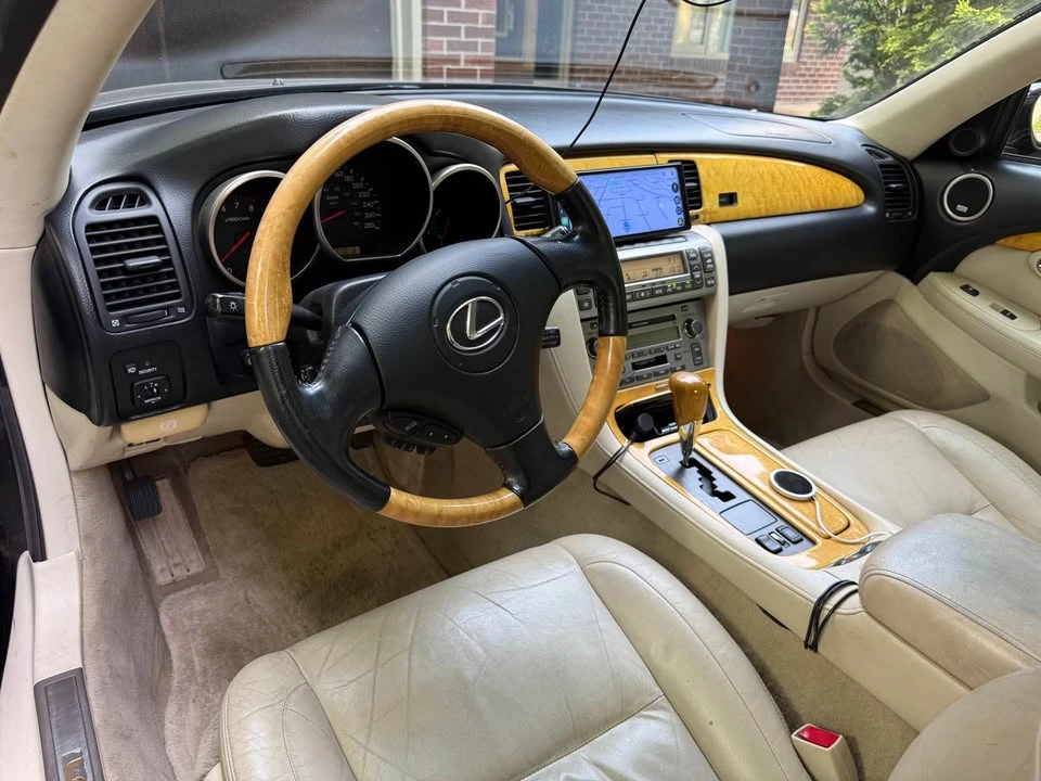 2002 Lexus SC430 - Image 2 of 10
