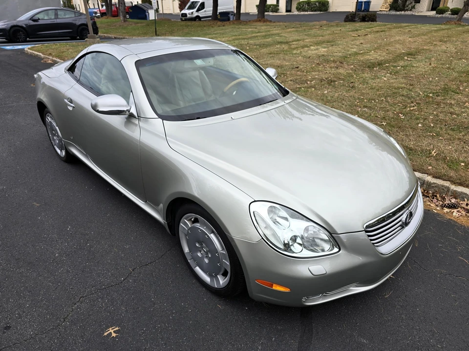 2002 Lexus SC430 - Image 3 of 31