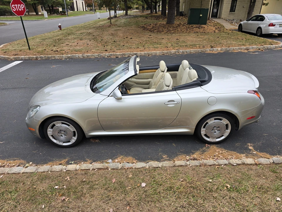 2002 Lexus SC430 - Image 13 of 31