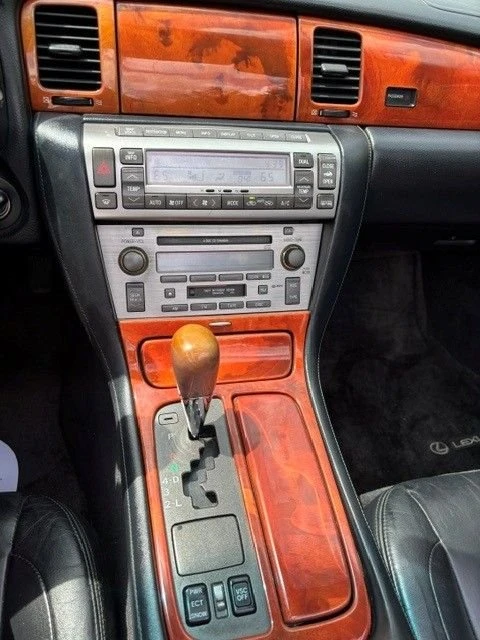 2002 Lexus SC430 - Image 16 of 26