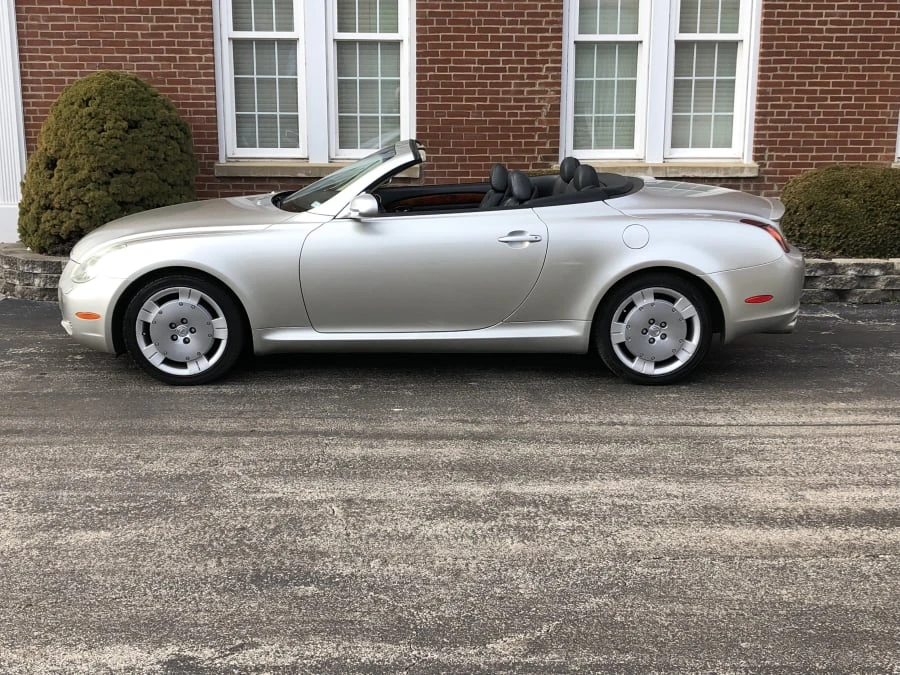 2002 Lexus SC430 - Image 2 of 5
