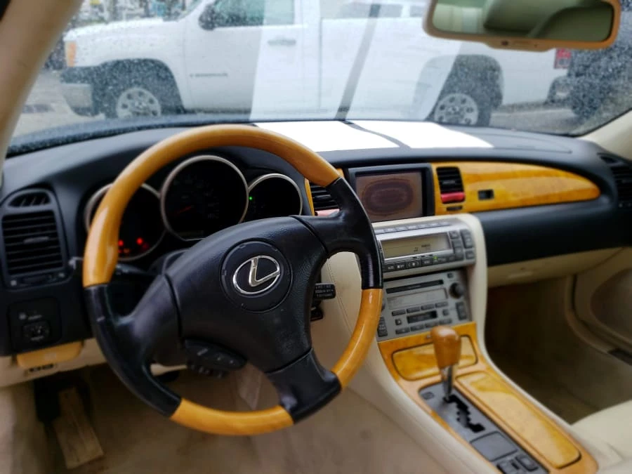 2002 Lexus SC430 - Image 4 of 12