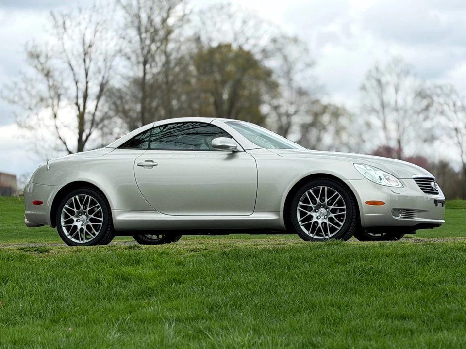 2002 Lexus SC430 - Image 9 of 31