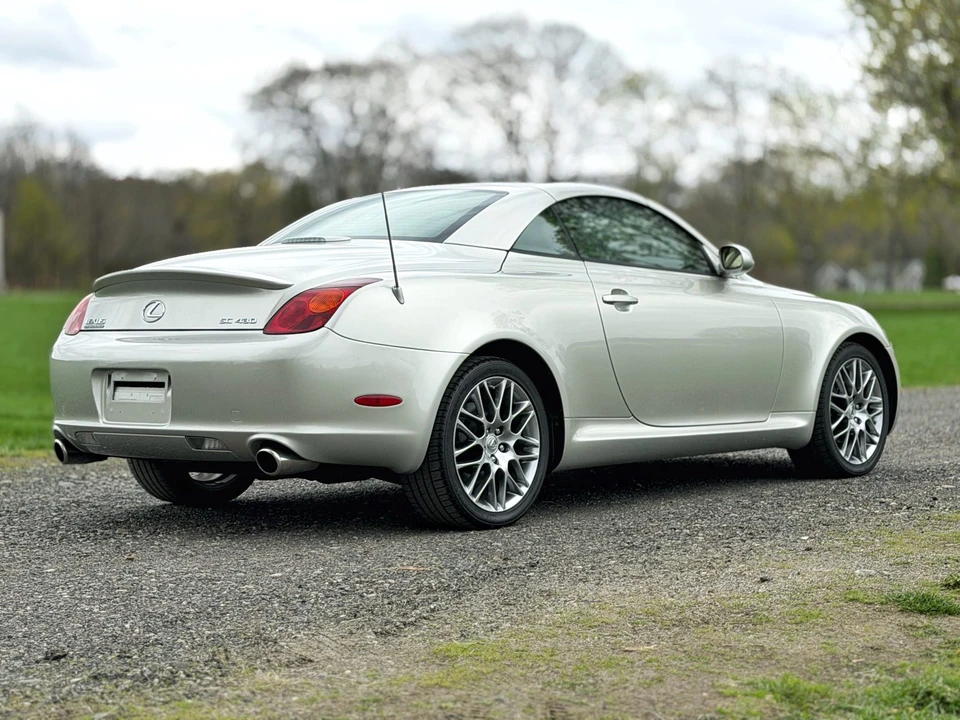 2002 Lexus SC430 - Image 19 of 31