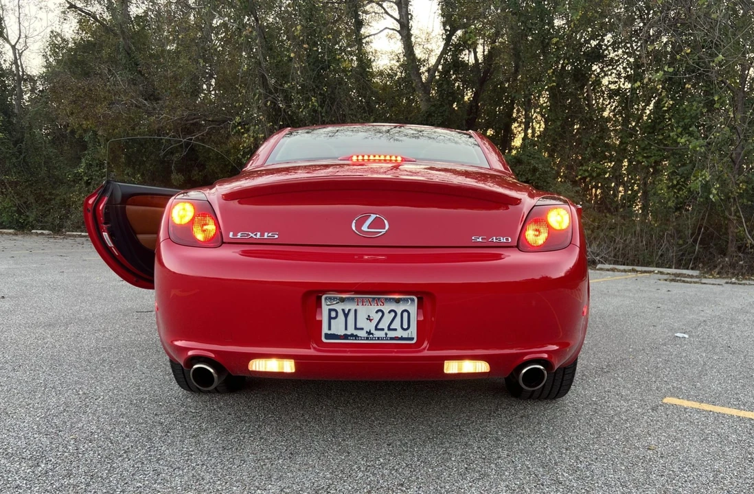 2002 Lexus SC430 - Image 7 of 31