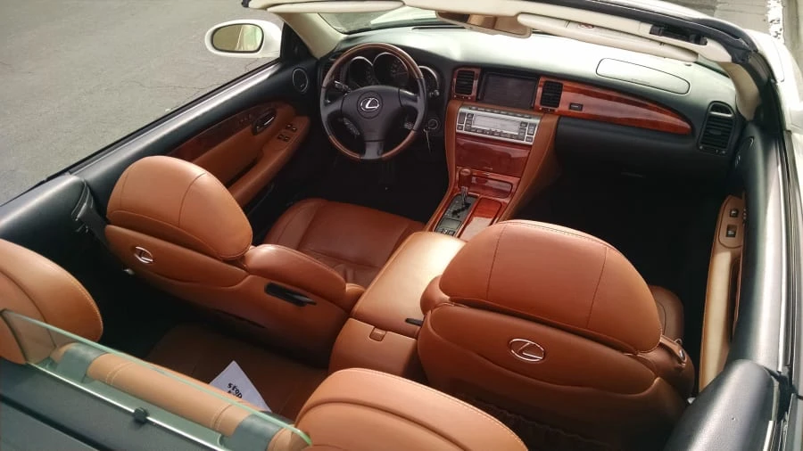 2002 Lexus SC430 - Image 2 of 3