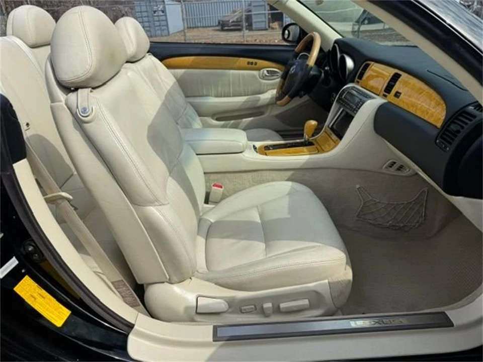 2002 Lexus SC430 - Image 23 of 30