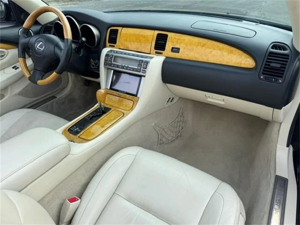2002 Lexus SC430 - Image 26 of 30