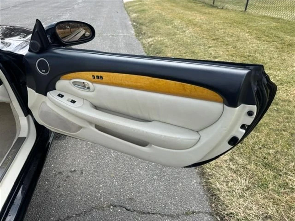 2002 Lexus SC430 - Image 27 of 30