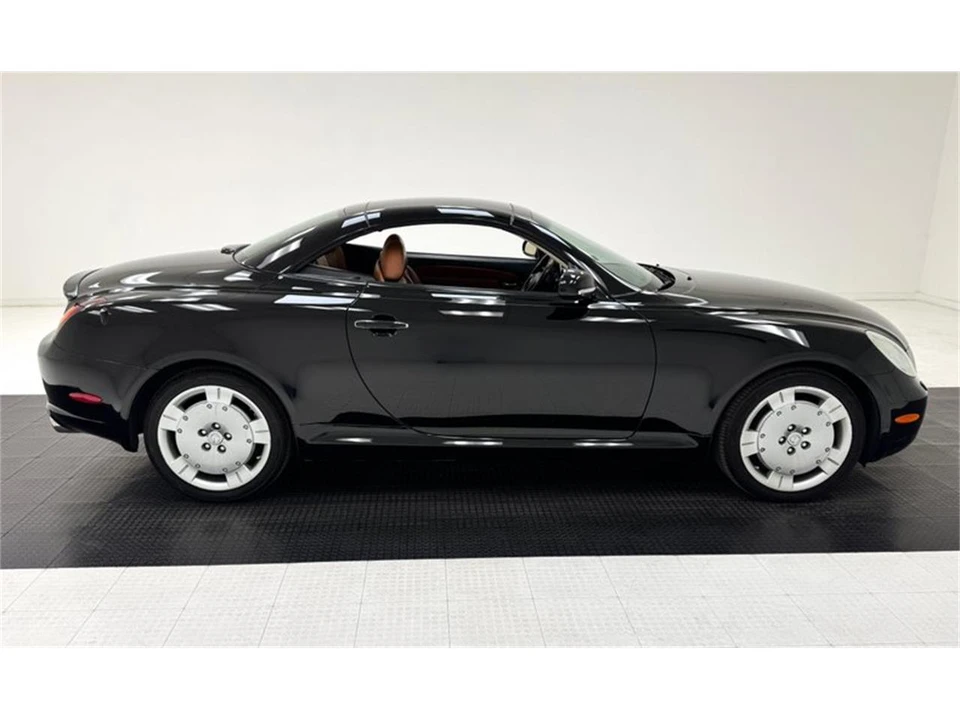 2002 Lexus SC430 - Image 10 of 31