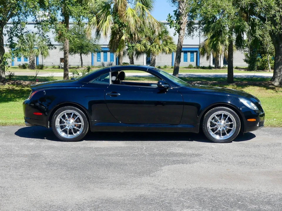 2002 Lexus SC430 - Image 3 of 21