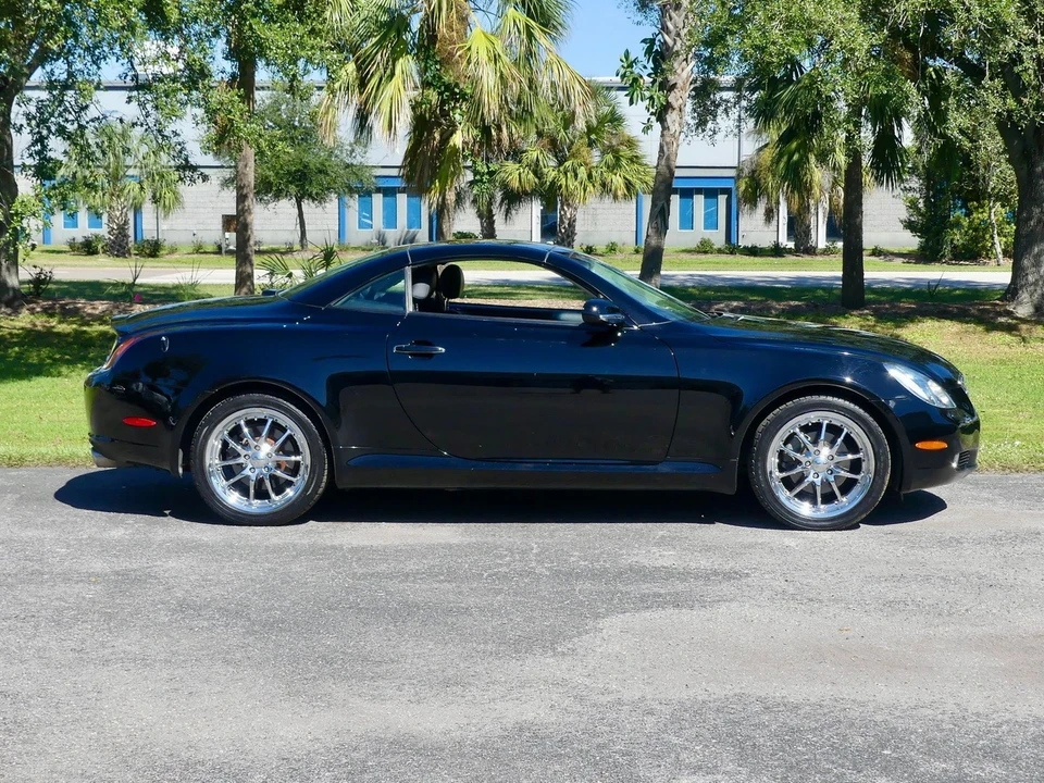 2002 Lexus SC430 - Image 3 of 21