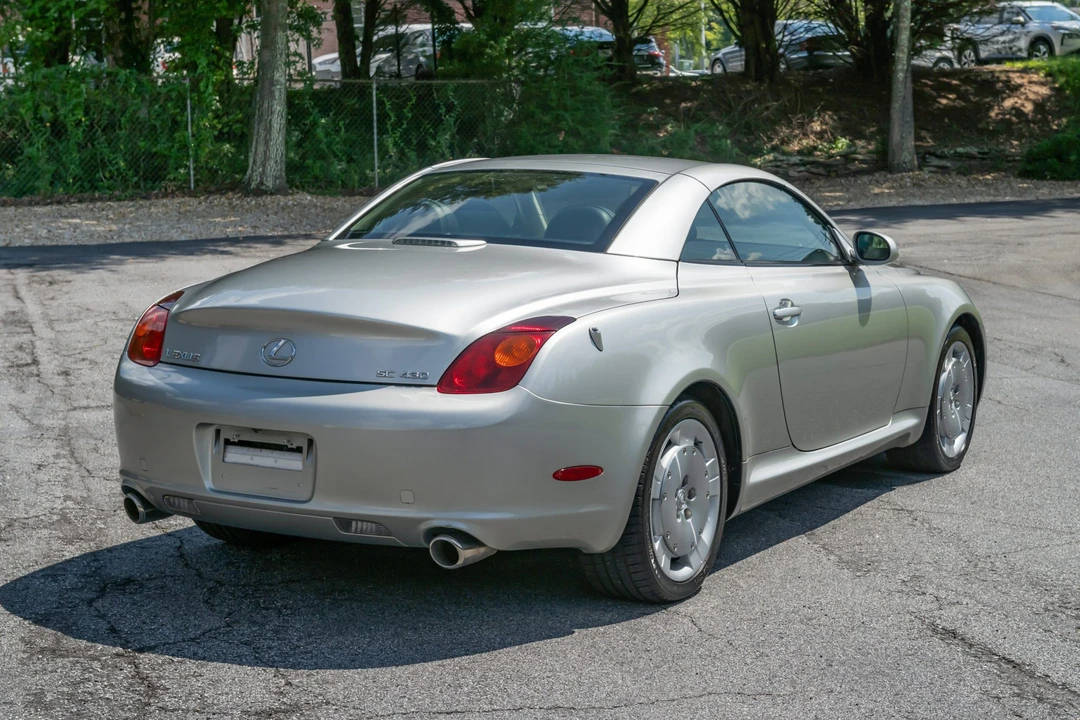 2002 Lexus SC430 - Image 19 of 31