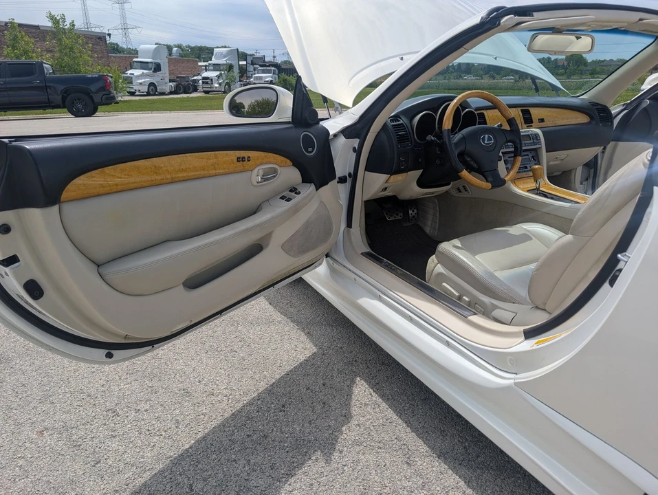 2002 Lexus SC430 - Image 7 of 21