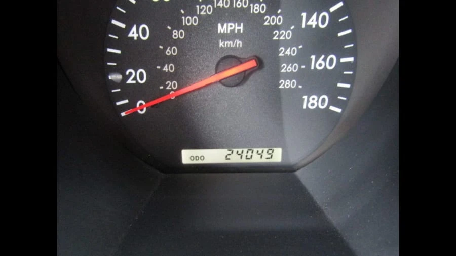 2002 Lexus SC430 - Image 4 of 8